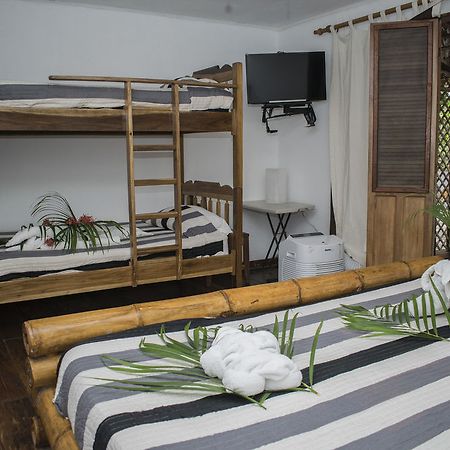 Bugabutik Hotel Resort Cocles Beach Extérieur photo